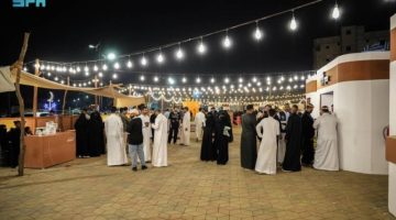 «بيش البلد» سوق رمضاني وأجواء تراثية بحضور مكثف
