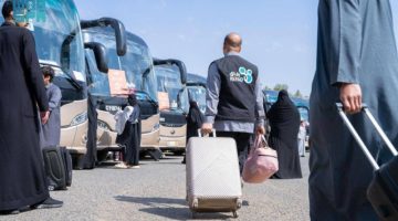 جمعية رفاق تطلق 15 حافلة لنقل 508 مستفيدين لأداء العمرة