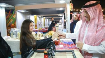 محافظ الليث يزور “سوق الليالي الرمضاني” ويطّلع على الأنشطة الثقافية والاجتماعية والرياضية