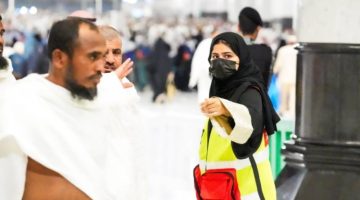 متطوعو الدفاع المدني يشاركون في خدمة ضيوف الرحمن