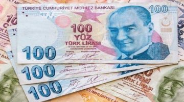 الليرة التركية تتراجع 10% لتصل إلى أدنى مستوياتها على الإطلاق