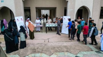 “الشؤون الإسلامية” توزع (500) وجبة إفطار للصائمين في الجامعة الإسلامية العالمية بماليزيا