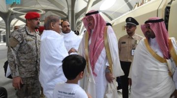رئيس الوزراء بجمهورية باكستان الإسلامية يغادر المدينة المنورة