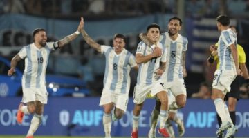منتخب الأرجنتيني يتغلب على منتخب الأوروجواي ويقترب من التأهل لكأس العالم 2026