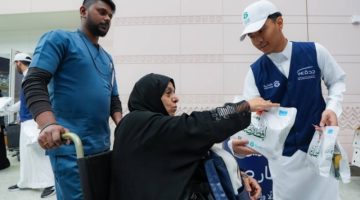 مبادرة لكسوة العيد وإفطار صائم للمعتمرين