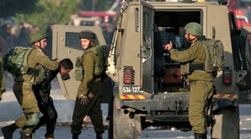 قوات الاحتلال الإسرائيلي تعتقل 30 فلسطينيًا في الضفة الغربية