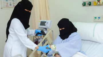 برنامج رعاية تلطيفيَّة لليافعين والشباب