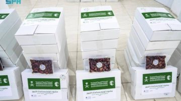 “سلمان للإغاثة” يوزّع 1.400 كرتون تمر بمحافظة مأرب