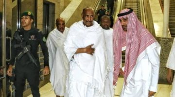 رئيس مجلس السيادة ‏السوداني يغادر جدة