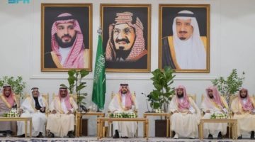 أمير الحدود الشمالية يستقبل المهنئين بعيد الفطر