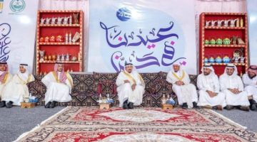 أمير منطقة القصيم يُشارك أهالي حي المنتزه احتفال عيد الفطر