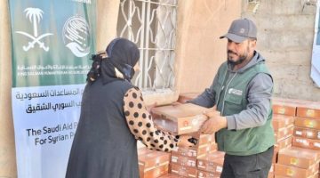توزيع 4.661 كرتونًا من التمور في مدينة دير الزور بسوريا