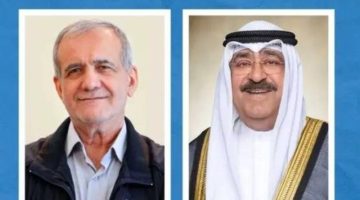أمير الكويت والرئيس الإيراني يبحثان هاتفيًا التطورات الإقليمية والدولية