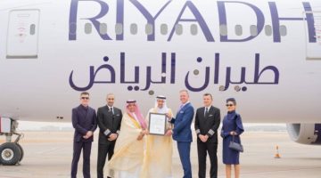 الطيران المدني” يسلّم الرخصة التشغيلية لـ”طيران الرياض