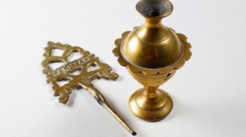 تخصّصي العيون” يحذر: ادعاءات فوائد كحل الإثمد لتحسين النظر “مضللة