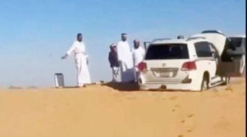 ماء «الرديتر» ينقذ أسرة من 7 أفراد بالصَّحراء