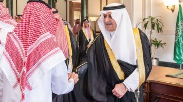 أمير تبوك يستقبل وكلاء ومنسوبي الإمارة بمناسبة عيد الفطر